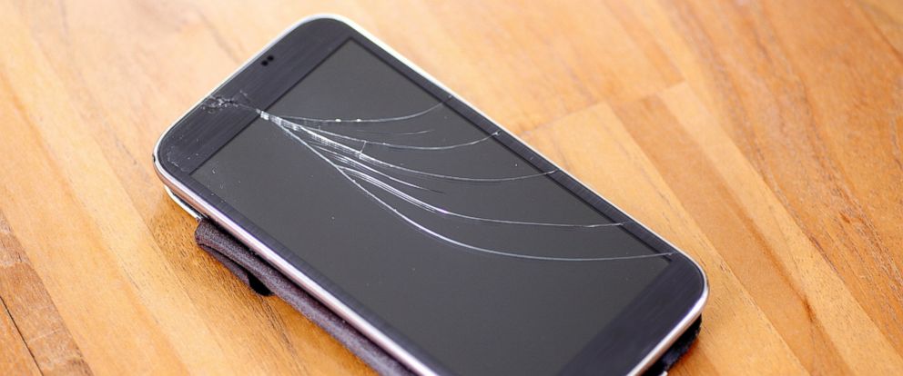 broken-smartphone